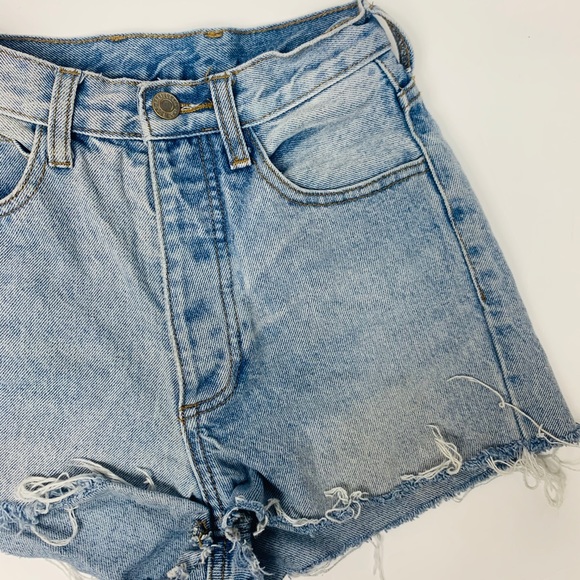 Brandy Melville Pants - Brandy Melville Shanghai High Button Waist Shorts